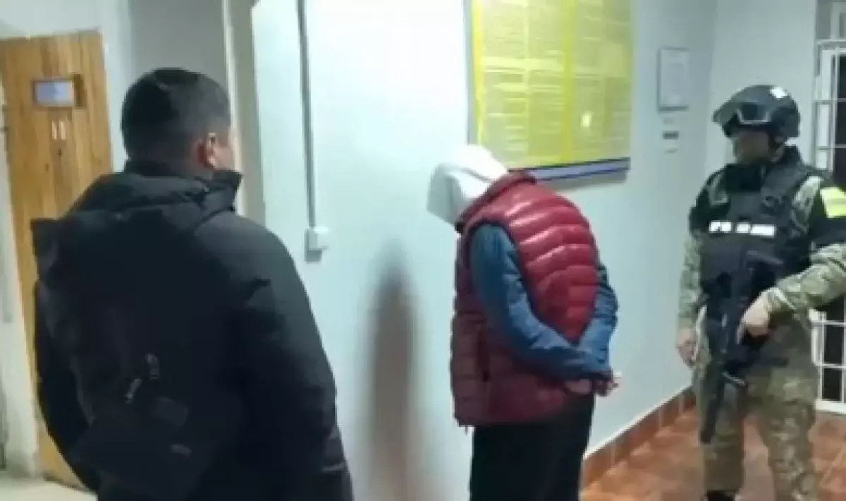 Блогер из Казахстана шантажировал акимат на 10 миллионов