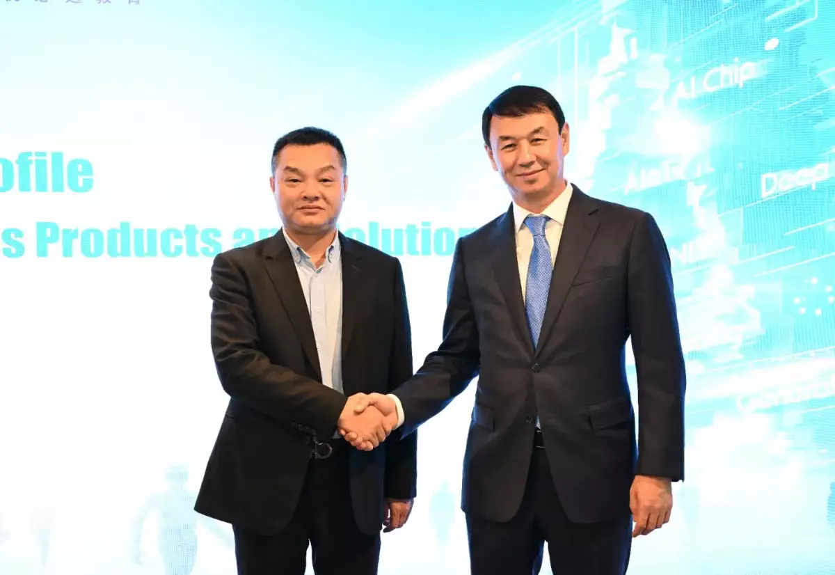 Алматы әкімдігі, UBTECH Robotics және NERO Group бірлескен кәсіпорын құру туралы келісімге қол қойды