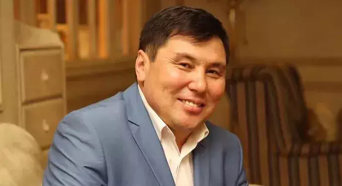 «Сотқа беремін»: Омар Жәлелдің екінші әйелі күтпеген мәлімдеме жасады (ВИДЕО)