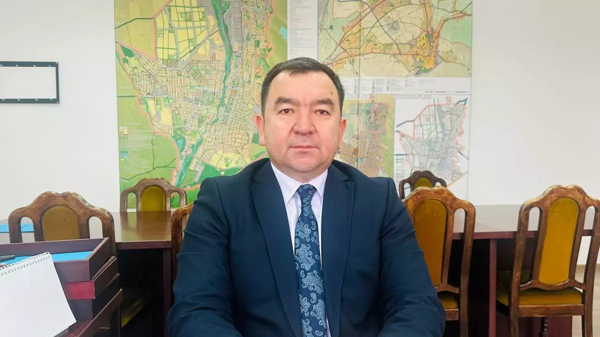 "Мықты болсаңдар, бірге істейік": қар тазаламағаны үшін айыппұл алған Талғар әкімі мәлімдеме жасады