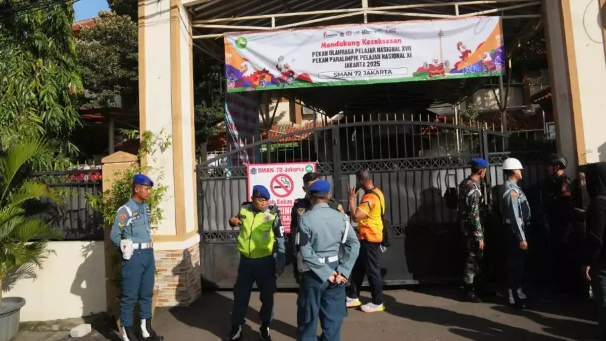 Индонезияда мектеп аумағындағы мешітте жарылыс болды