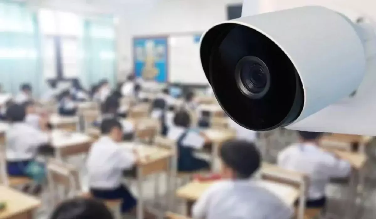 Астанада мектепке орнатылған ЖИ оқушылардың төбелесін видеоға түсіріп, директорға жіберетін болды