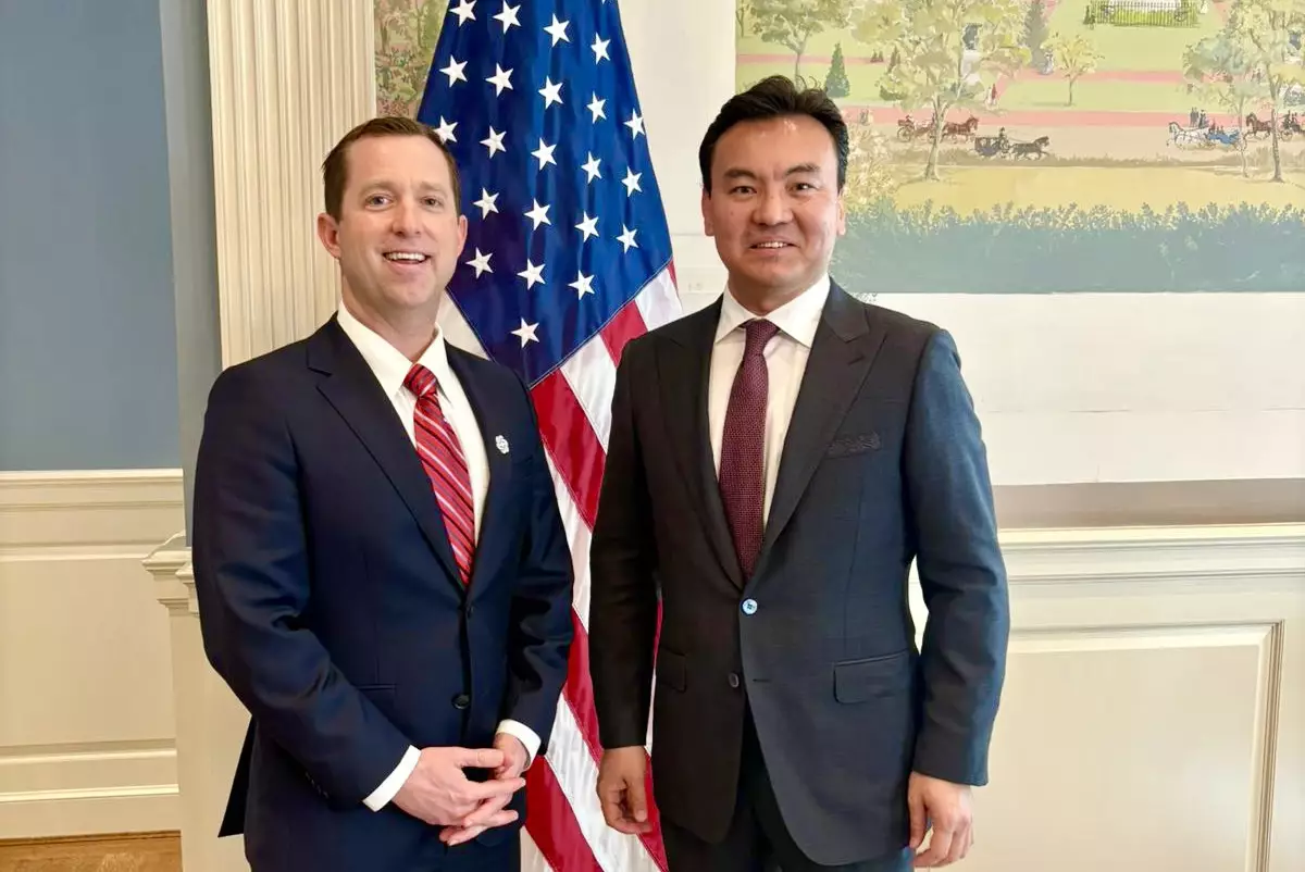 ChatGPT заговорит по-казахски: OpenAI и "Қазақ тілі" қоғамы начали совместный проект