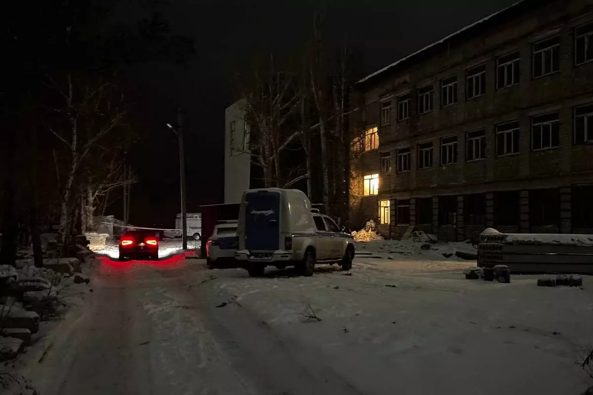 Обрушилось здание строящейся школы в Павлодаре: есть пострадавшие