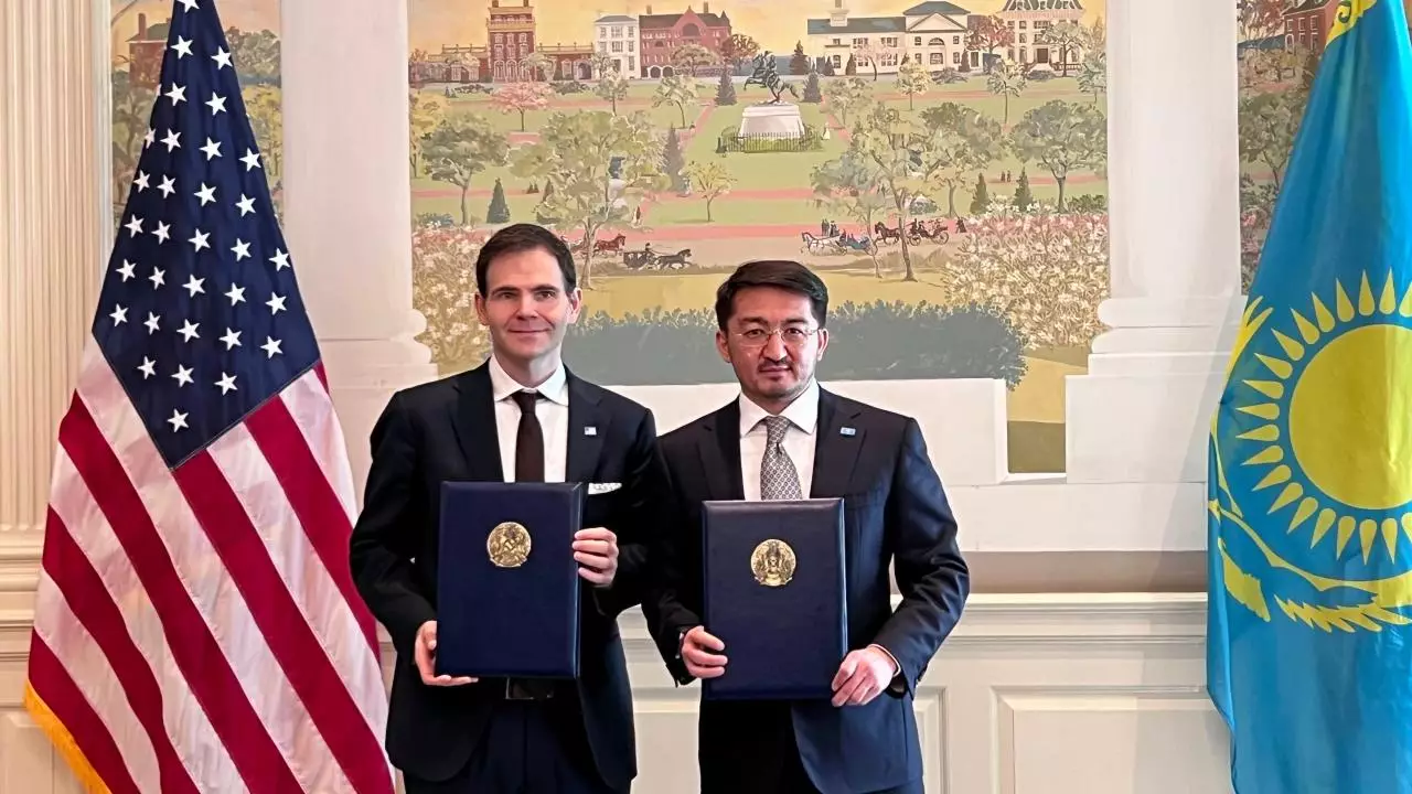 Казахстан и Groq договорились о сотрудничестве в сфере передовых вычислений и проектов искусственного интеллекта.