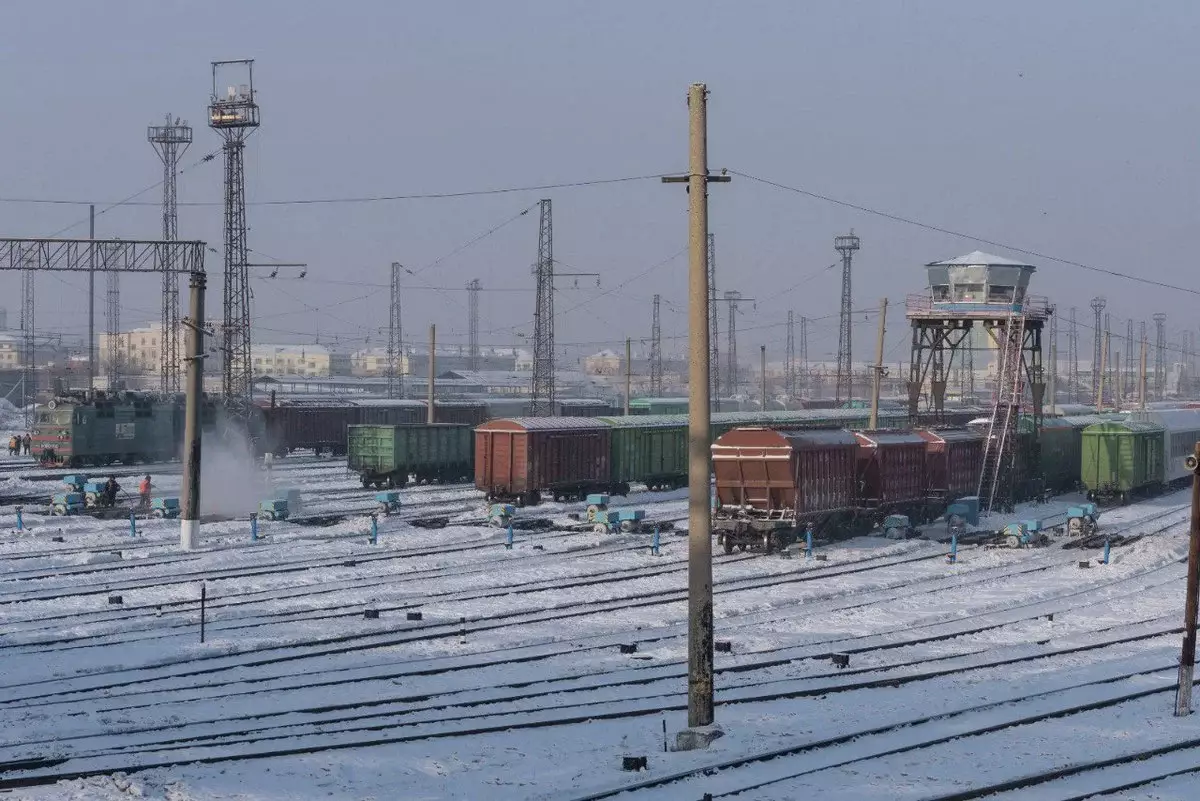 Трагедию на железной дороге предотвратил работник депо в Костанайской области