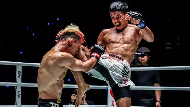 Узбекский "ниндзя" шокировал непобеждённого соперника в крупной лиге по ММА