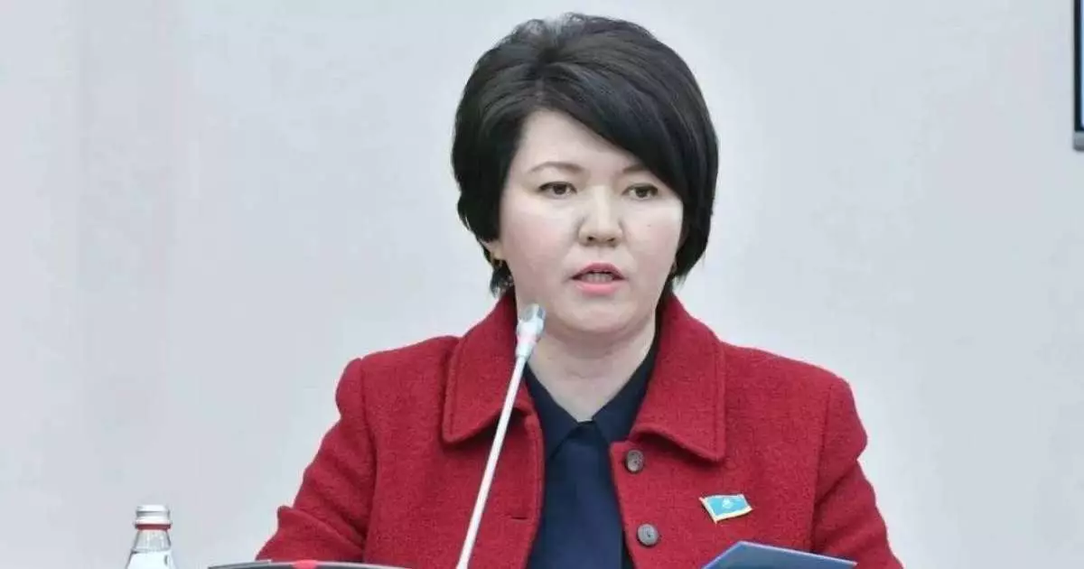  Еліміздің бас педагогы мұғалімдерді әбден қинаған жұмысқа нүкте қойды 