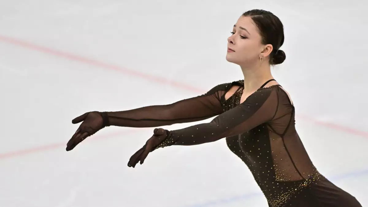 Мәнерлеп сырғанау: Софья Самоделкина Жапонияда өткен Гран-при кезеңінде күміс жүлдеге ие болды