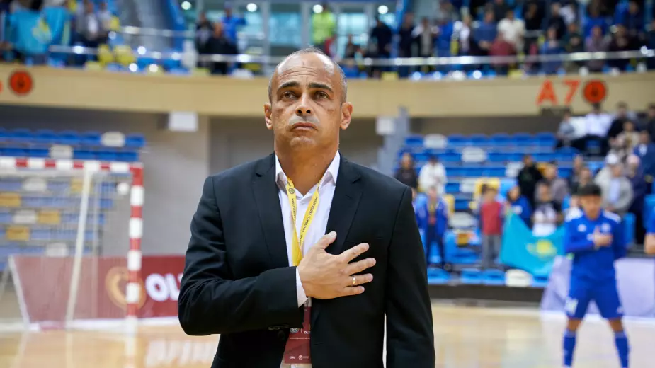 Кака покинул сборную Казахстана по футзалу