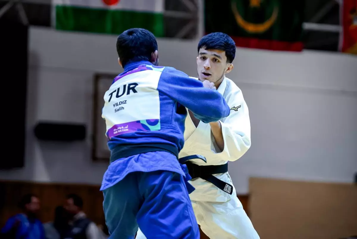 Шерзод Давлатов стал серебряным призером Игр исламской солидарности