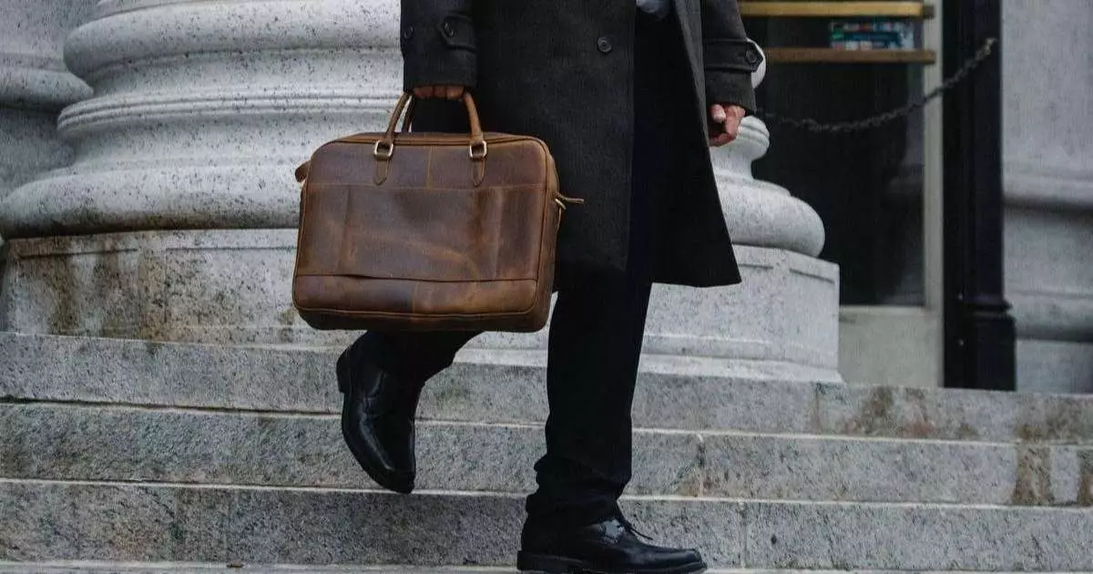  2000 шенеунік жұмыстан босатылады: Президент маңызды құжатқа қол қойды 