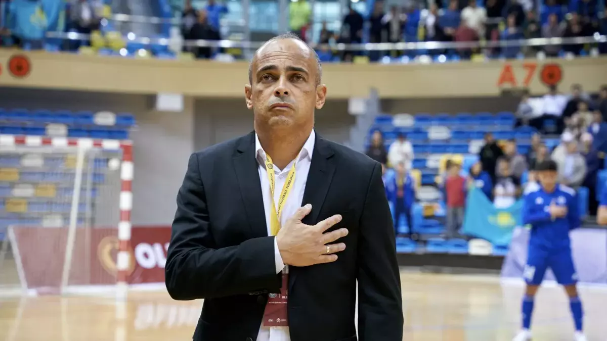 Футзалдан Қазақстан ұлттық құрамасының бас бапкері қызметінен кетті