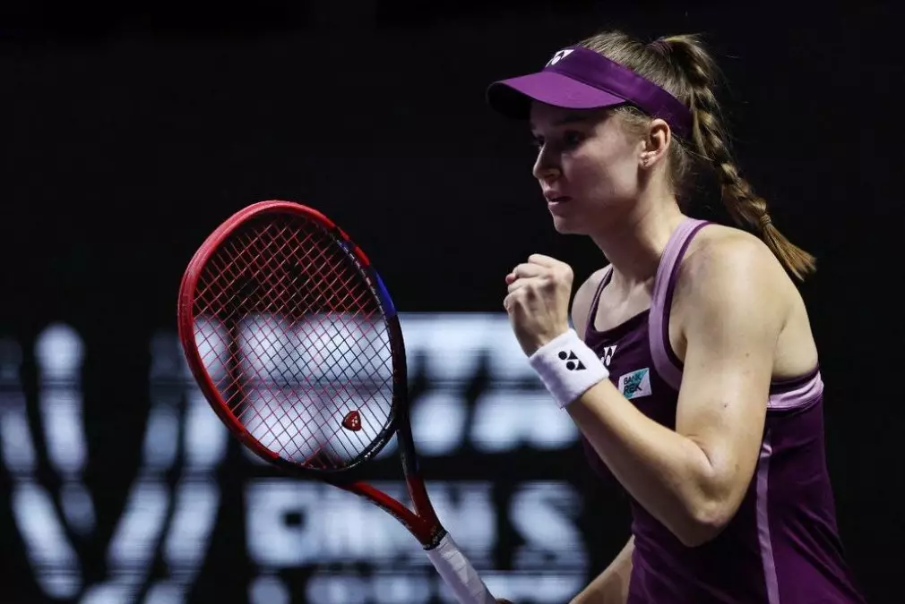 Елена Рыбакина победила Арину Соболенко и выиграла Итоговый турнир WTA