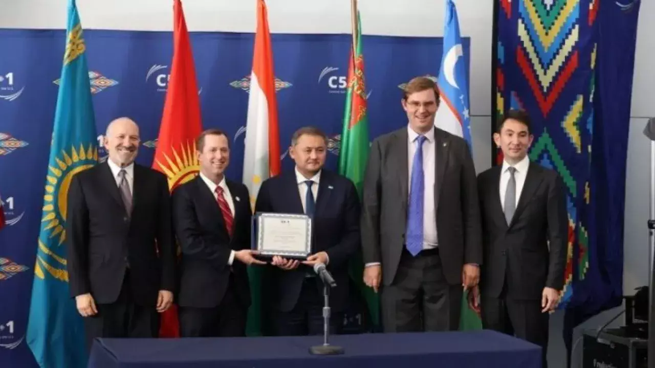 Казахстан создаст центр искусственного интеллекта в Центральной Азии.