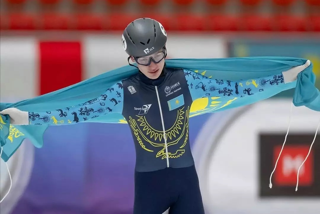 Казахстанские юниоры выиграли три медали на домашнем этапе Кубка мира по шорт-треку