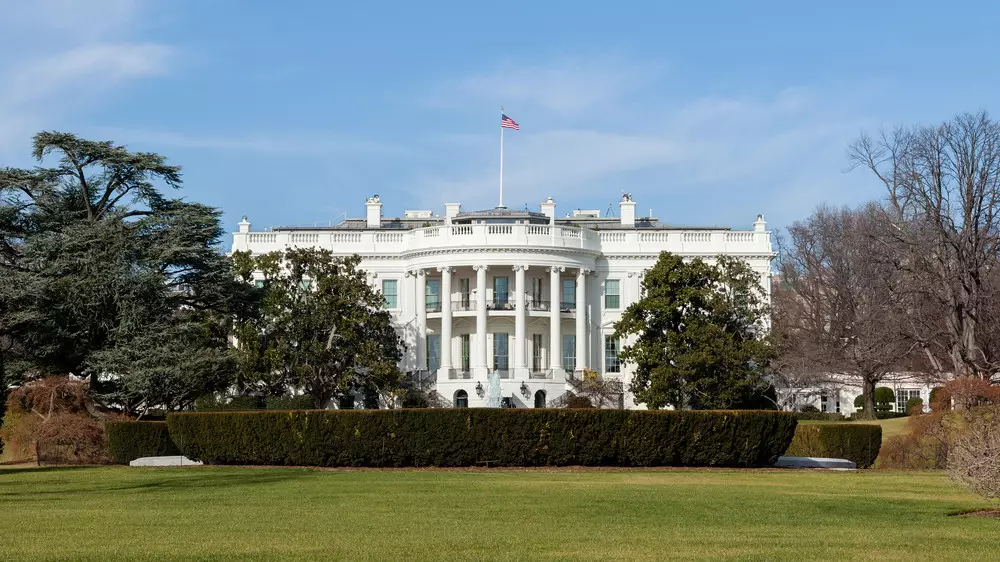 Президент Сирии аш-Шараа прибыл в США с официальным визитом