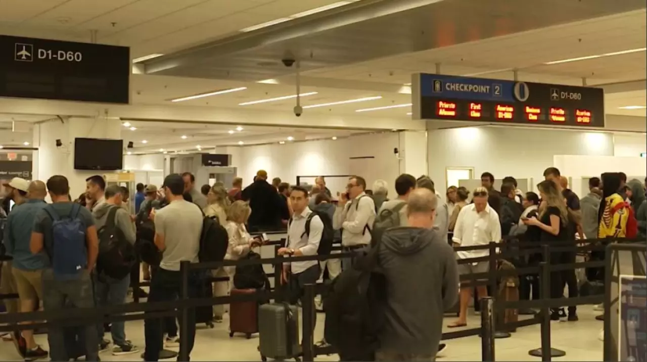 АҚШ-та мыңнан аса әуе рейсі тоқтатылды