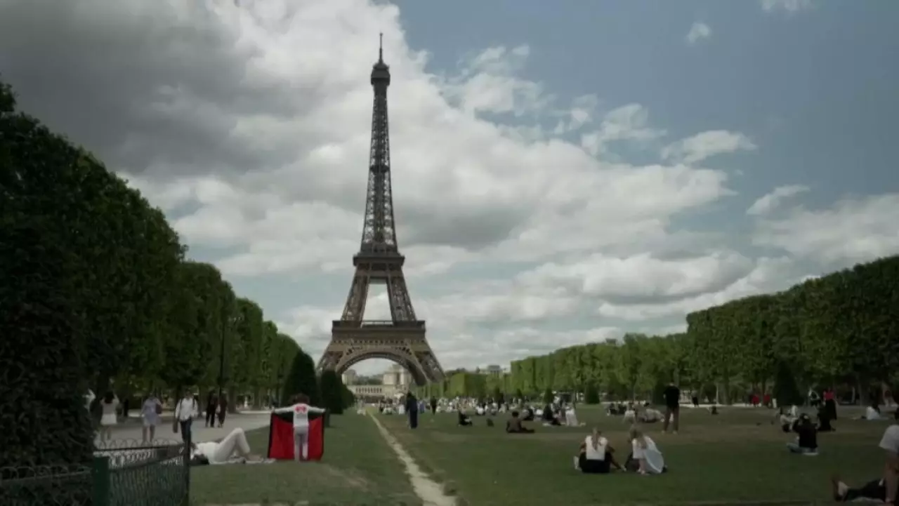 Францияда әйгілі көліктер аукционға қойылды