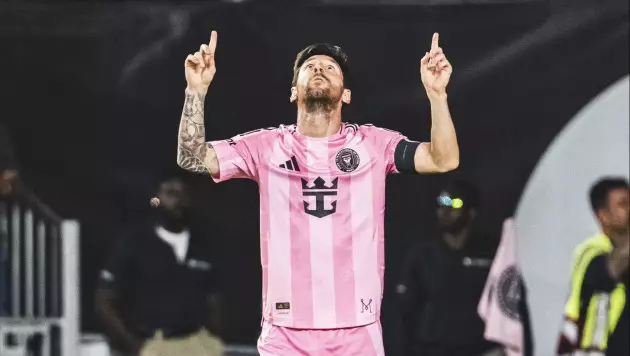 Дубль и ассист Месси вывели "Интер Майами" в 1/4 финала плей-офф МЛС