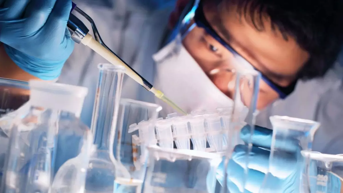 Қытайда өмірді 150 жасқа дейін ұзартатын дәрі жасалып жатыр