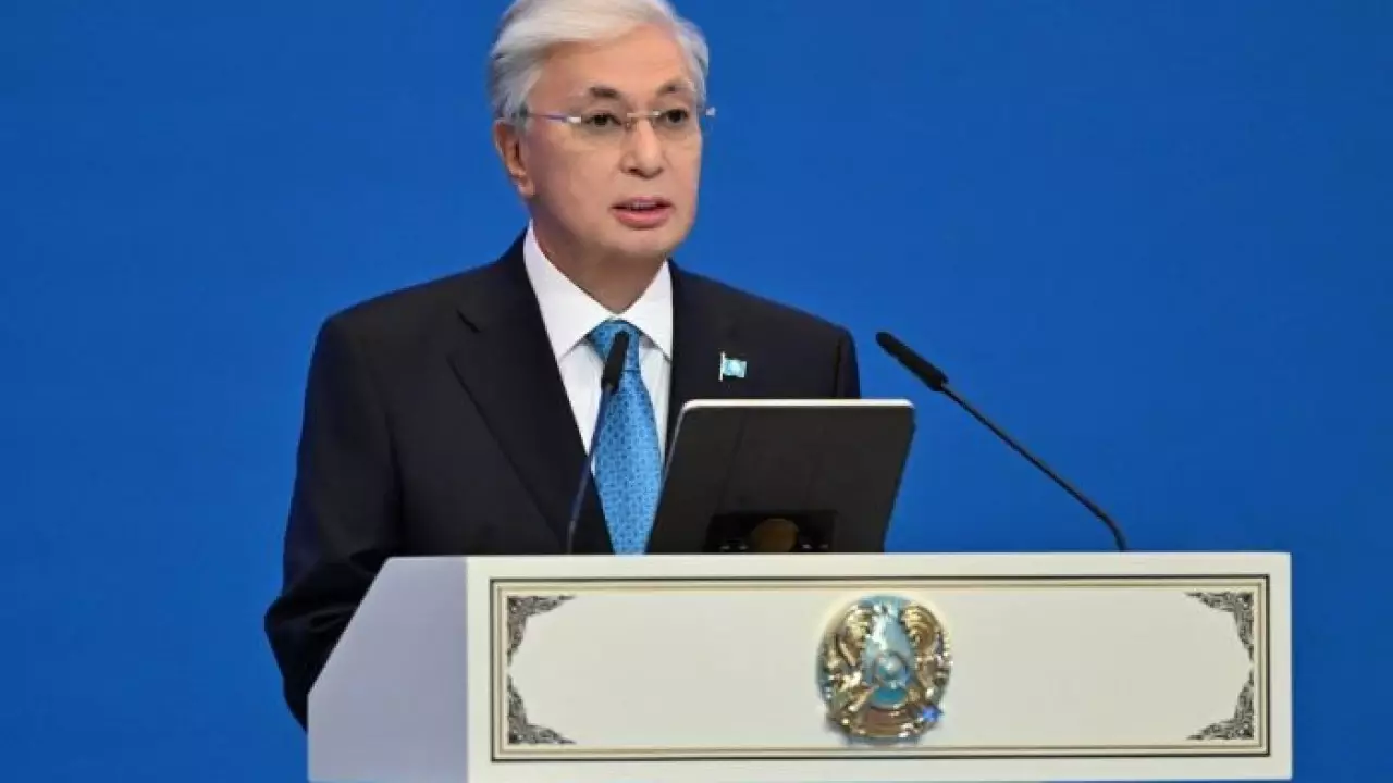 Мемлекет басшысы Елена Рыбакинаны чемпиондық атағымен құттықтады