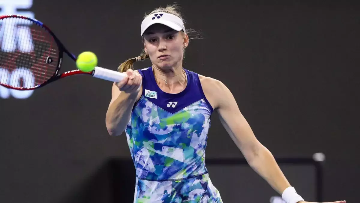 Рыбакина отказалась фотографироваться с главой WTA после триумфа