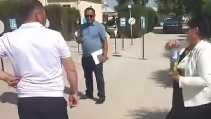 В Сурхандарье уволенная директор школы пыталась совершить самоподжог