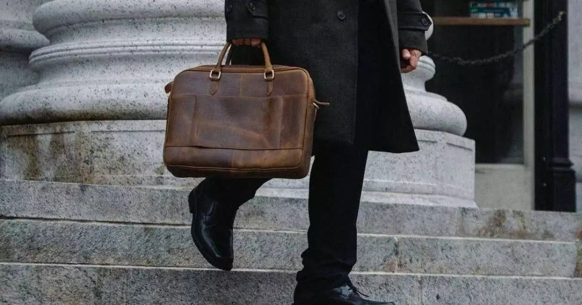  2000 шенеунік жұмыстан босатылады: Президент маңызды құжатқа қол қойды 