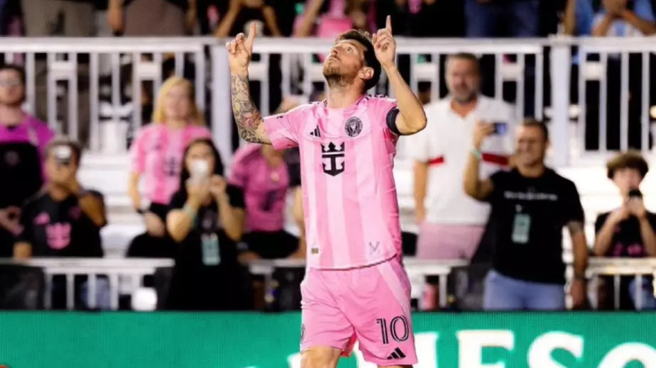 Дубль Месси вывел "Интер Майами" в четвертьфинал МЛС