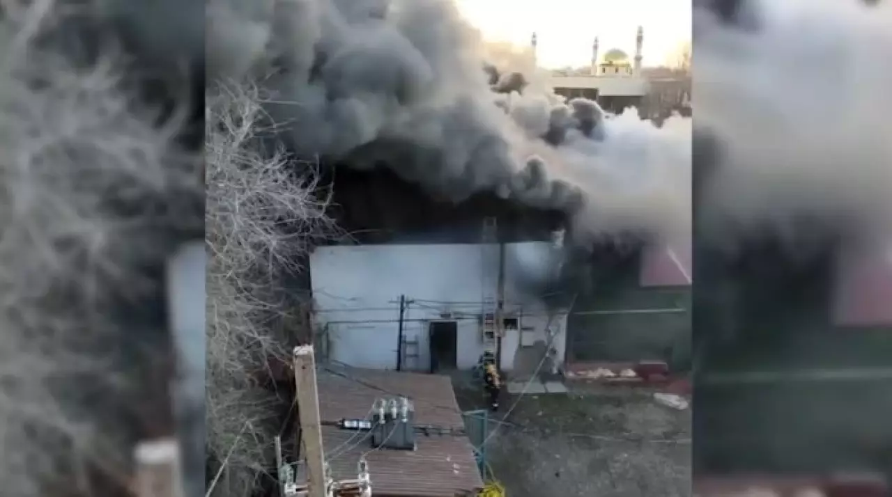 Пожар в здании детдома в Алматы потушен