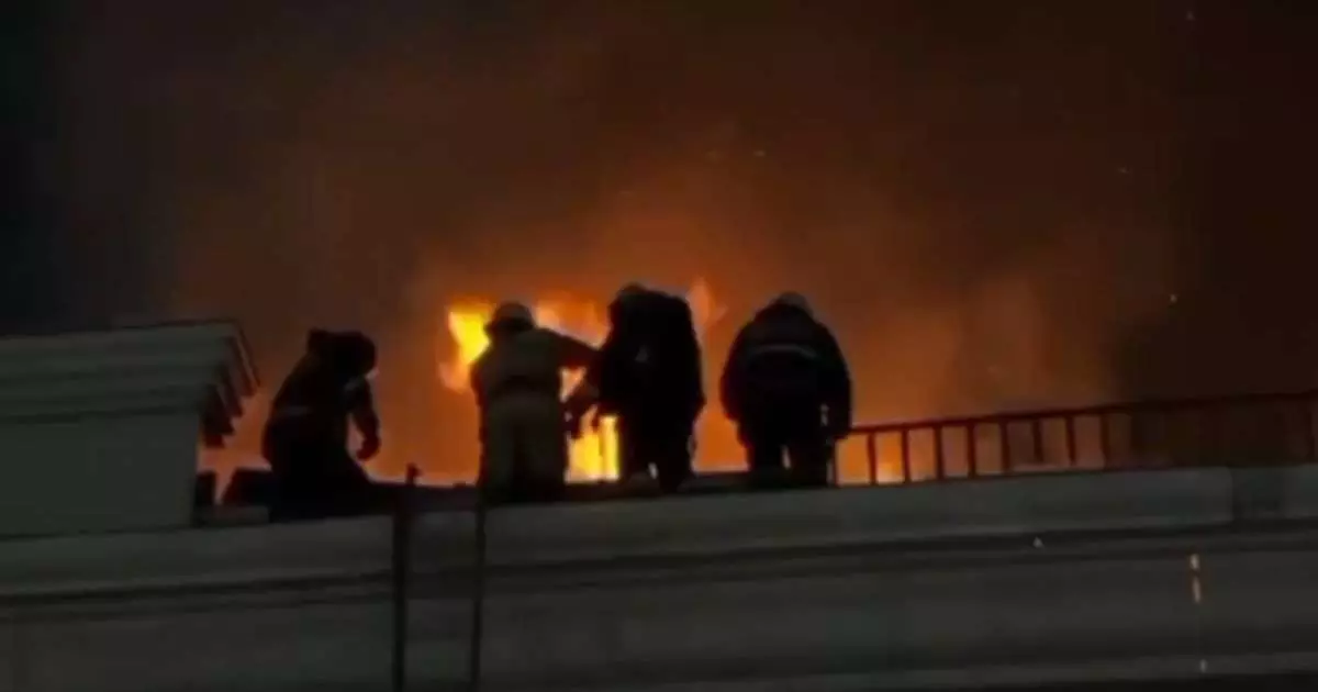  Алматыда ғимарат өртенді 