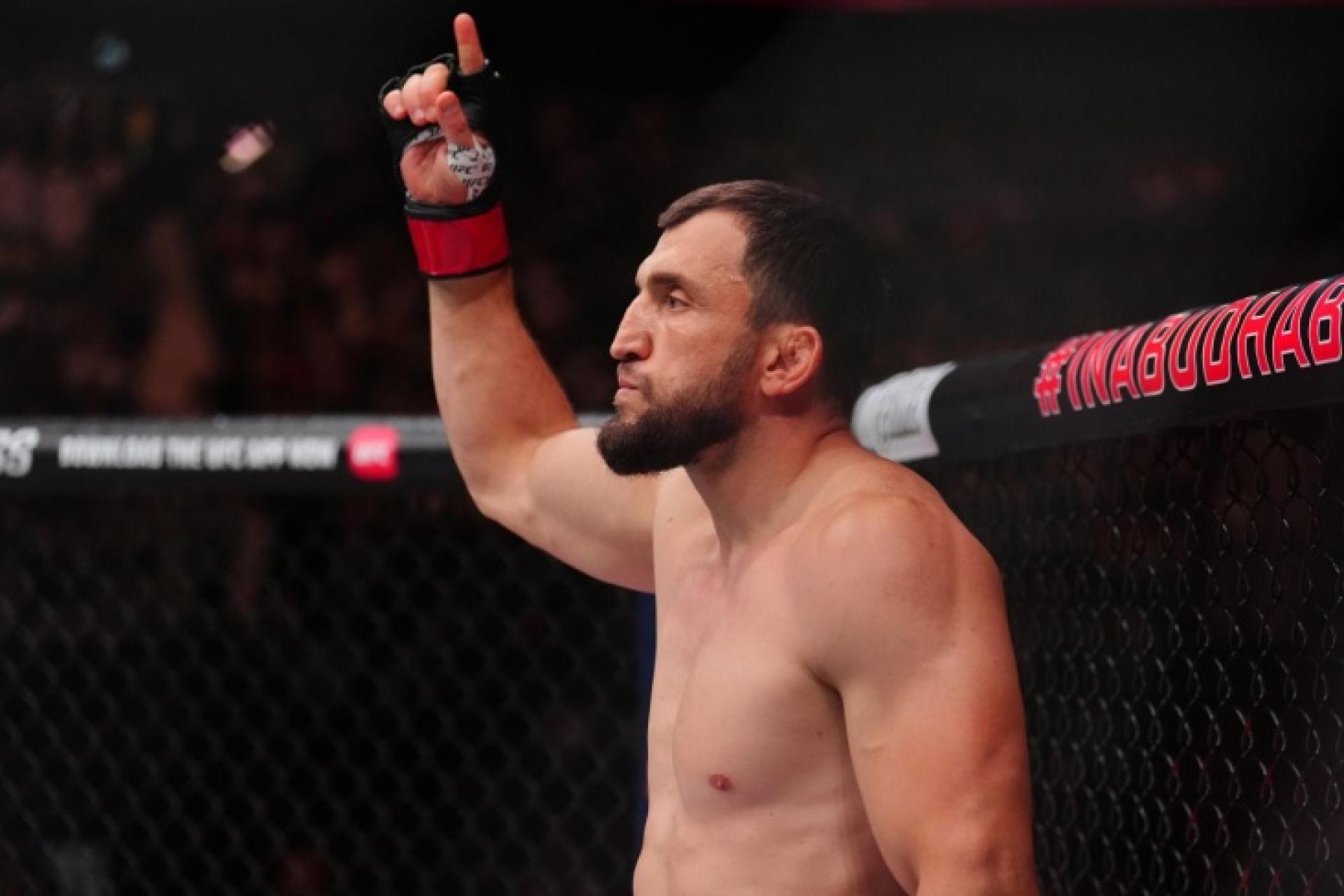 Российского бойца "Короля кунг-фу" уничтожили за 63 секунды в UFC