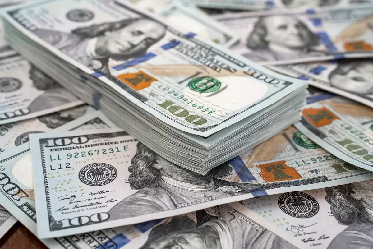 Трамп пообещал всем гражданам США по 2000 долларов с доходов от пошлин