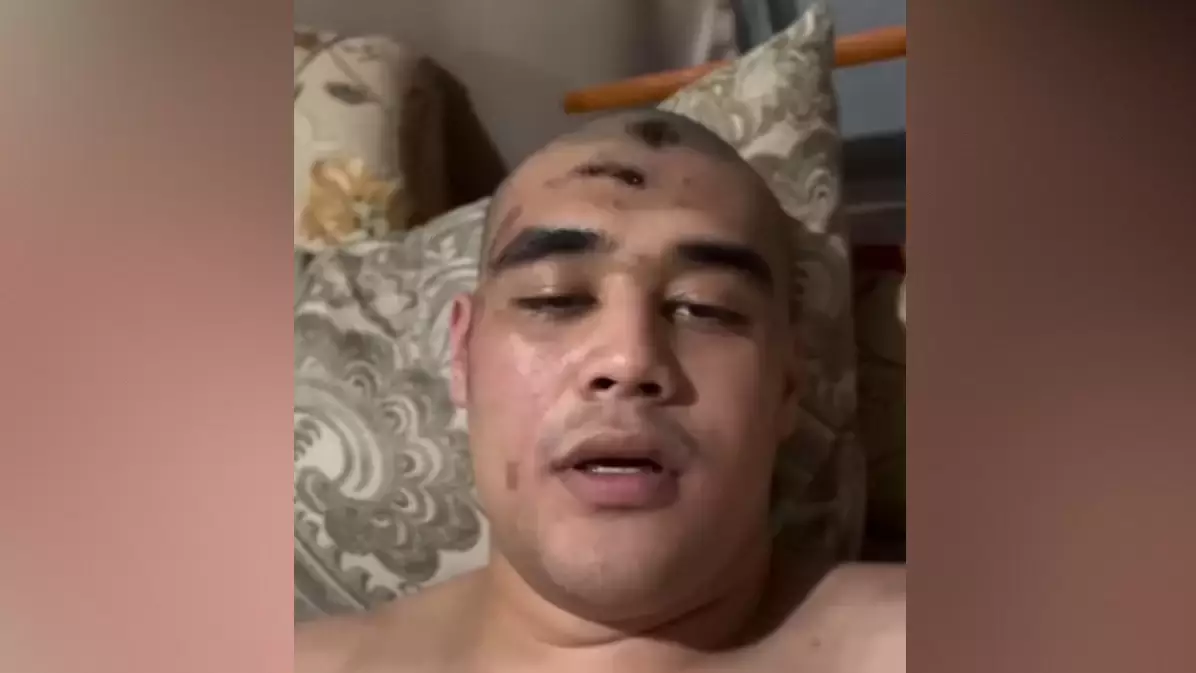 «Өміріме қауіп төніп тұрған соң…»: танымал боксшы өзін арнайы жасақ өкілдері соққыға жыққанын айтты