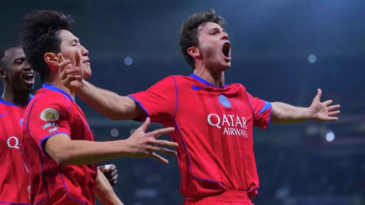 "ПСЖ" вернулся на первую строчку чемпионата Франции