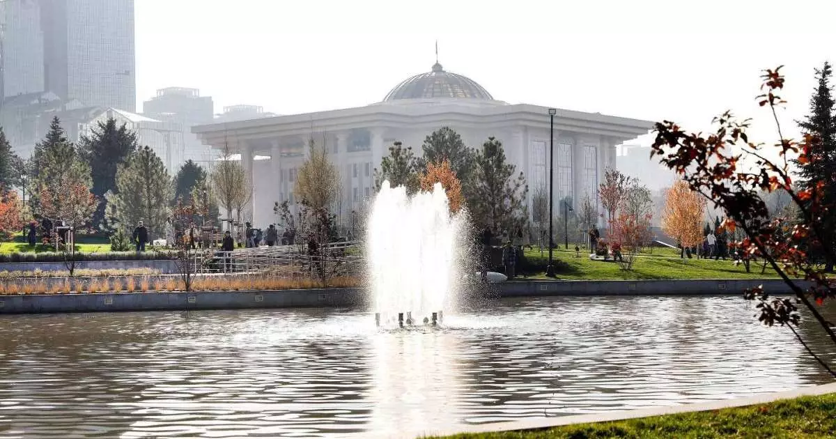  Алматыда Назарбаев даңғылы бойында жаңа сквер ашылды 