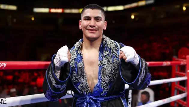 Әлем чемпионының айқасы жылдам нокаутпен бітті