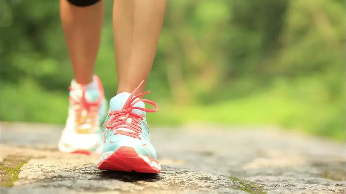 10 тысяч шагов в день — миф: сколько действительно нужно ходить для здоровья - новости на Lada.kz 10.11.2025