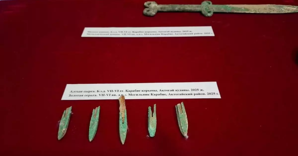  Қарағанды облысында сақ жауынгерінің бүтін сақталған жерлеу орны табылды 