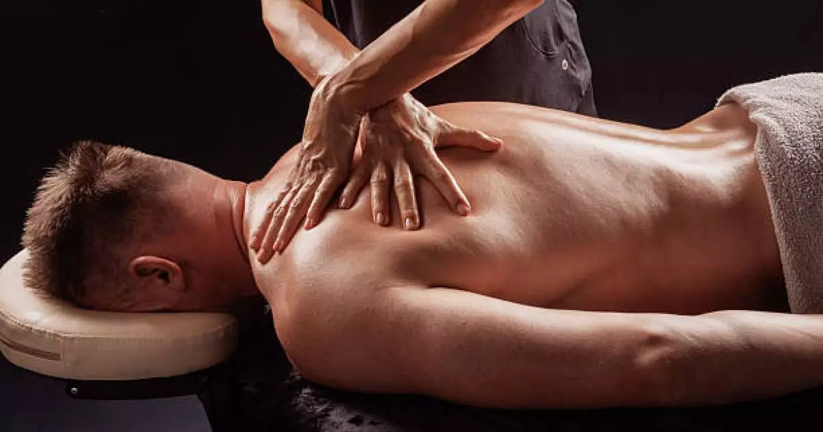  Атырауда боди-массаж жасайтын қыз клиентін пышақтап өлтірген 