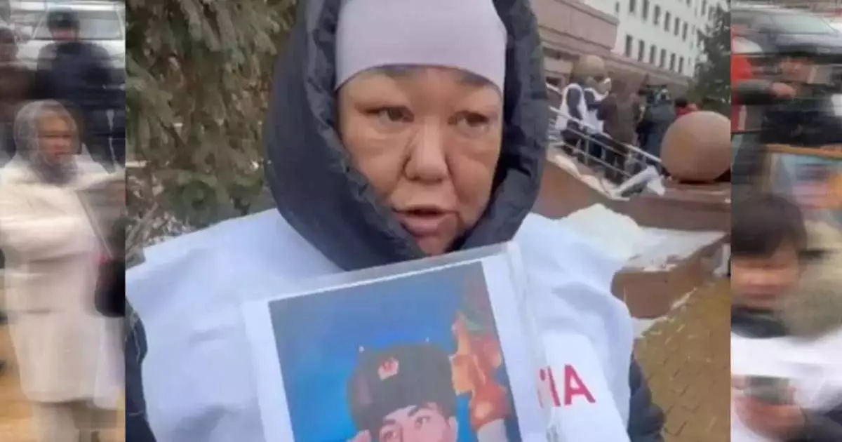 `Балам далада 20 минут жатқан` - әскерде қаза тапқан сарбаздың анасы 