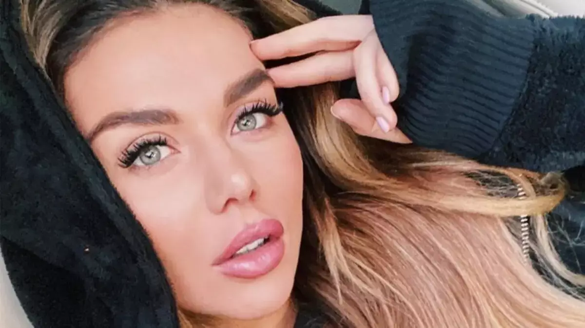 Седокова рассказала о «сальных сообщениях» от известного футболиста - новости на Lada.kz 10.11.2025