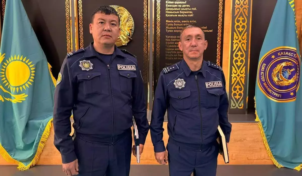 Был без сознания на обочине дороги: участковые предотвратили трагедию в Сарыагаше (ВИДЕО)