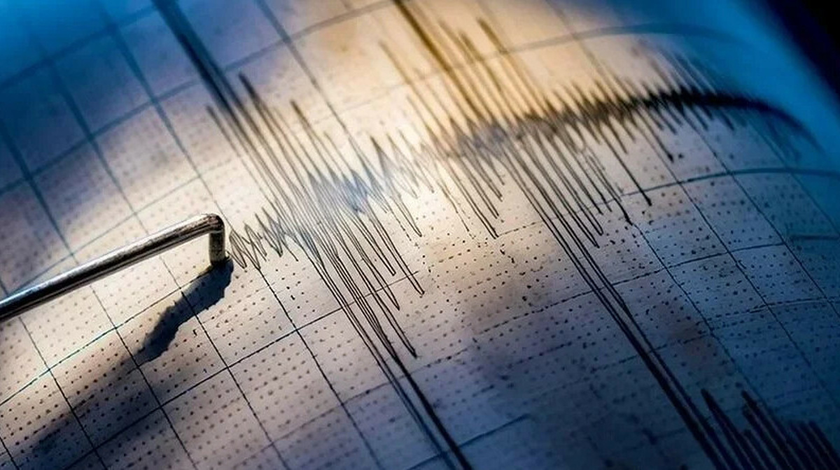 Мощный толчок у Японии: жители ощутили разрушительное землетрясение