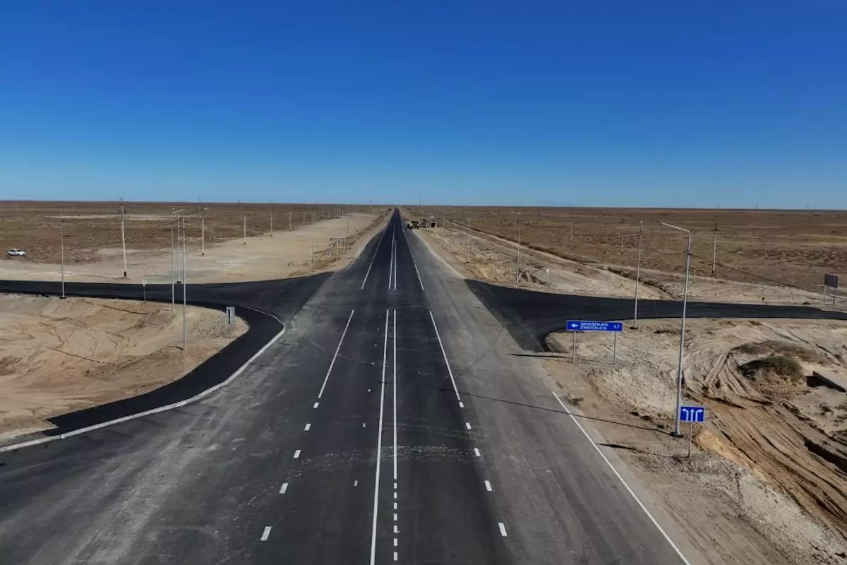 На трассе «Атырау–Астрахань» завершается обновление участка длиной 5 километров