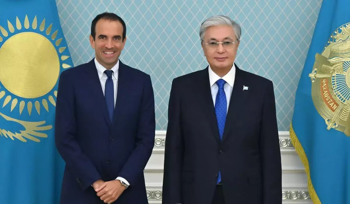 Токаев обсудил развитие падела с президентом международной федерации в Акорде