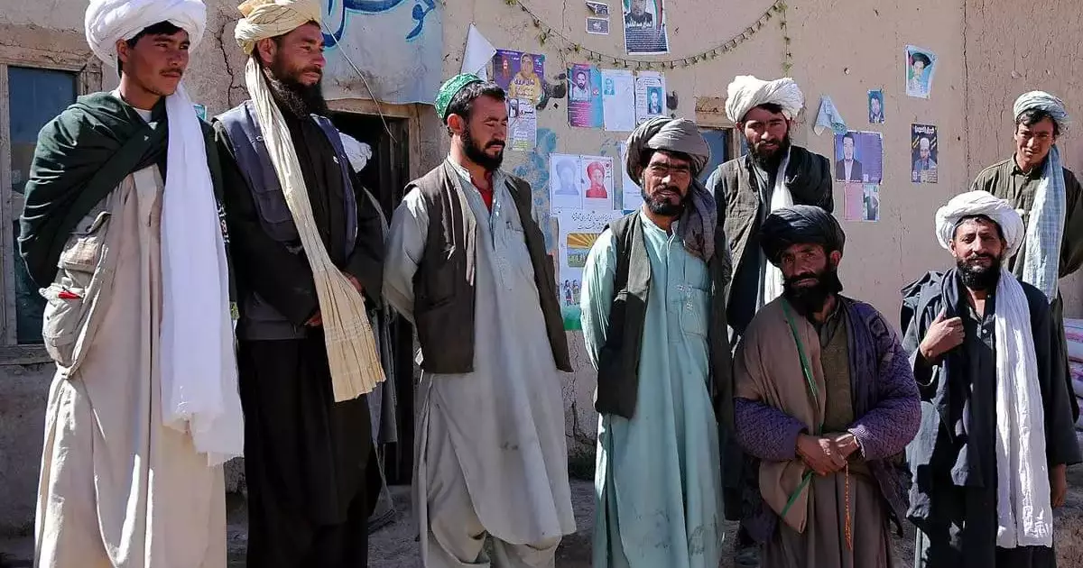  Ауғанстанда әйелдерге жұмыс істеуге және көшеге паранжасыз шығуға тыйым салынды 