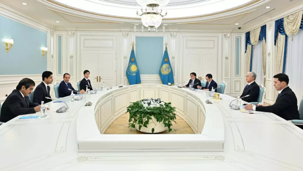 Токаев принял главу Международной федерации падела и председателя Premier Padel