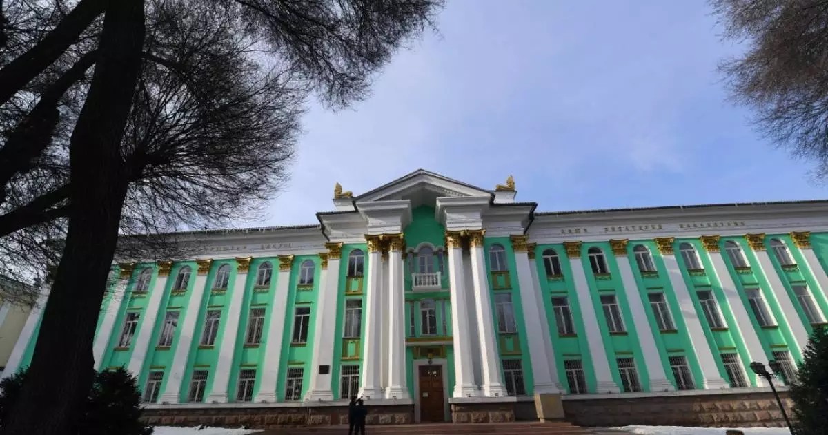  Қазақстан Жазушылар одағы Мәжіліс депутаттарының сауалына жауап берді 